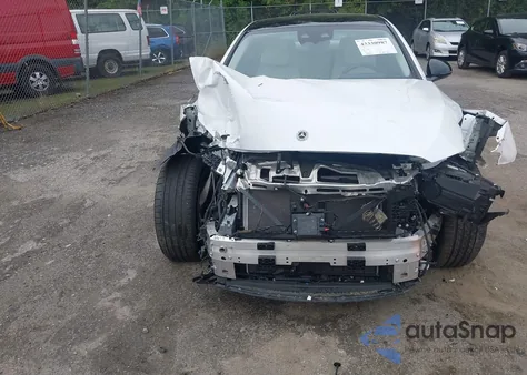 2024 Mercedes-Benz E 350 z USA, uszkodzony, nr VIN W1KLF4HB7RA010000